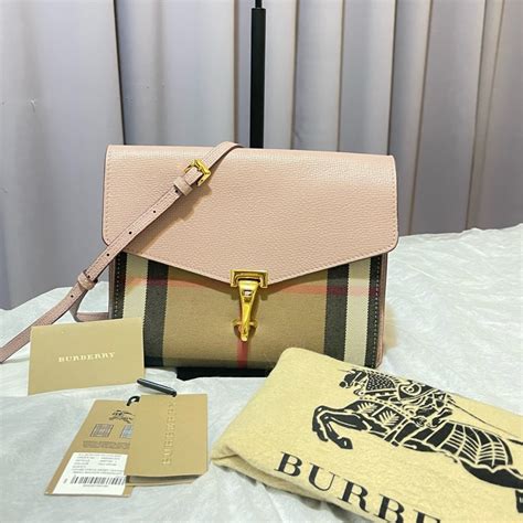 粉紅色 burberry 包